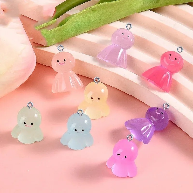 Art Craft Toys - 10 قطع من الحلي الكرتونية المضيئة
