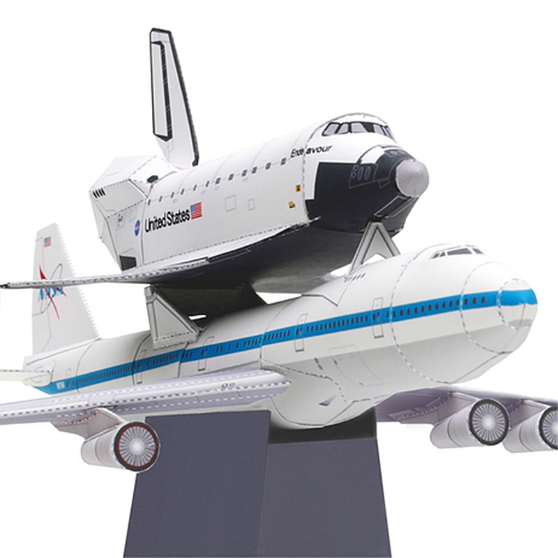 بوينغ 747 المكوك الناقل الطائر - مراجعة Art Craft Cardboard وسعره
